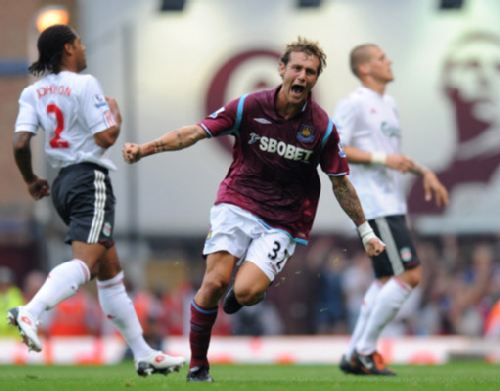 电竞比分网：万众期待的英雄联盟手游要来了？！