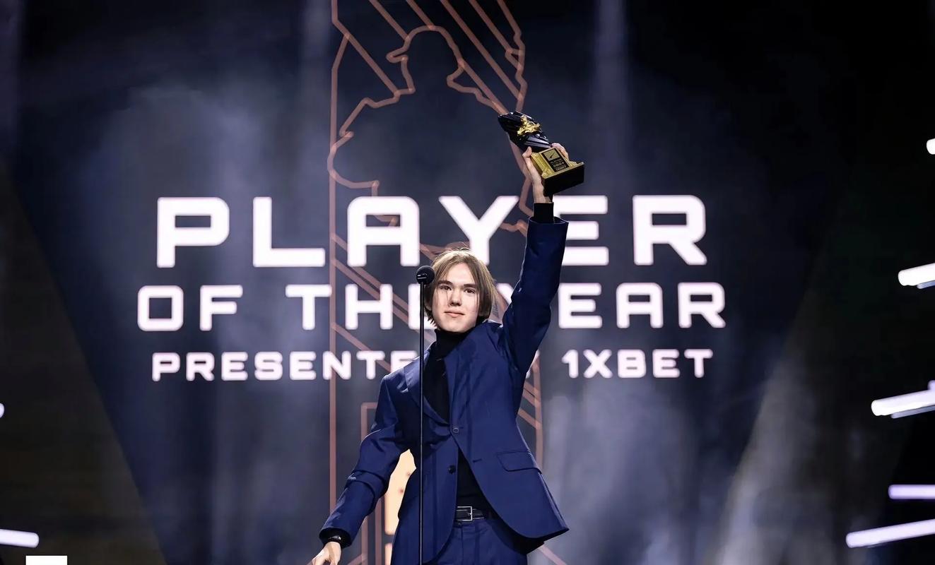 2024 LPL 年度最佳新人：打野选手 milkyway