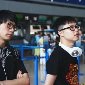PSG.LGD专访：如何看待DOTA2国内青黄不接的现状